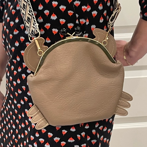 Handbags - Grey Crab Novelty Purse Bag with embroidered crossbody strap